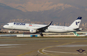 [속보] 종전협상 기대? 이란 “국내 항공 내일 재개”…개전 52일만