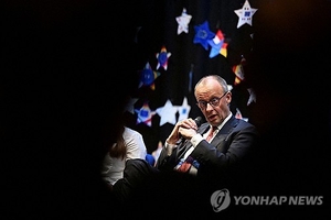 메르츠 독일 총리 ‘독설’… “미국, 이란에 굴욕 당하는 중”
