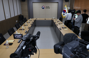 ‘고인 명예회복’ 표현 놓고 이견… 화물연대-BGF로지스 조인식 연기