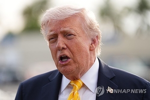 “합류할 때 됐다”… 트럼프, 韓 선박 피격 계기로 한국군 호르무즈 파병 압박