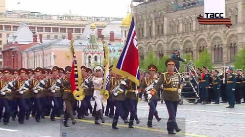 북한군 러시아 전승절 첫 공개 행진
