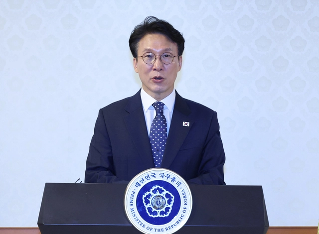 김민석 국무총리가 지난 8일 서울 종로구 정부서울청사에서 열린 사행산업통합감독위원회 민간위원 위촉장 수여식에서 인사말을 하고 있다. [연합뉴스]