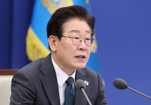[속보] 李대통령 내일 베선트 美재무장관 접견…관세협상·미중회담논의
