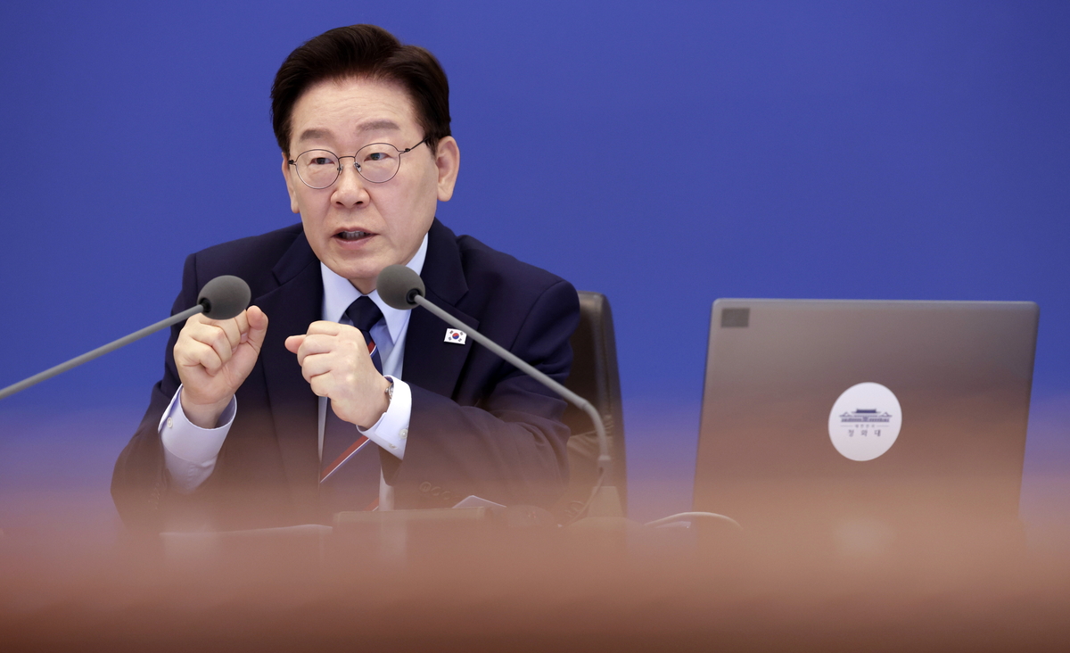 李 “약탈금융” 직격탄에… 금융권, 장기 부실채권 ‘새도약기금’ 매각