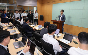 이원택 식비대납의혹 진실공방…“직접 받지 않았다” vs “결제했다”