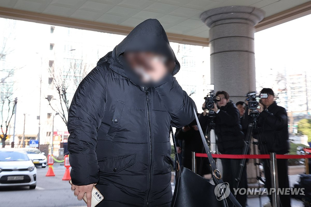 포르쉐 운전자에 약물 건넨 전직 간호조무사. 연합뉴스