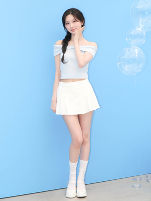 [포토] 포즈 취하는 아이브 가을
