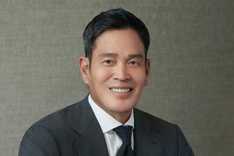 [속보] ‘5·18 탱크 논란’ 정용진 “머리 숙여 사죄…모든 조치 취할 것”