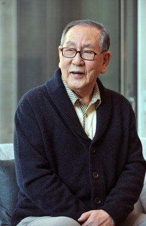 [속보] 북측과 ‘한반도기’, ‘남북 단일팀’ 합의…장충식 단국대 이사장 별세