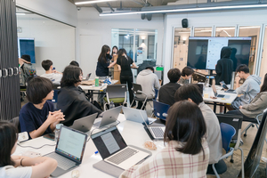 모든 수업이 맥 기반 협업형 학습… 대안학교 ‘거꾸로캠퍼스’ 가보니