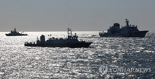 해경 함정들 *사진은 기사 내용과 직접 관련 없음. [연합뉴스]