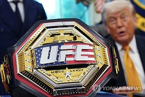 “진정한 팬만 오라”… 트럼프 80세 생일 맞춘 백악관 UFC 대회에 군 장병 동원령