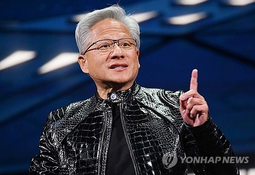 젠슨 황 “서울대 학생들 만나고 싶다”…8일 AI연구원 방문