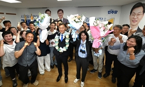 ‘보수 30년 독점’ 깨졌다… 김중남, 첫 민주당 출신 강릉시장 당선