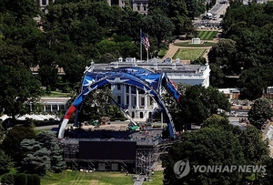 트럼프, 프랑스 G7회의 참석 확정…“백악관 UFC경기 뒤 참석”
