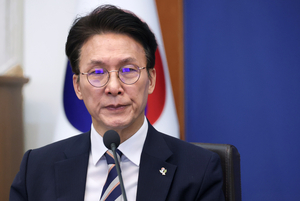 [속보] 金총리 “당원의 바다에서 민주 황금시대”…당권도전 시사