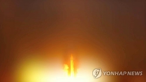 이란 미사일 발사 모습 [로이터=연합뉴스. WANA 제공]