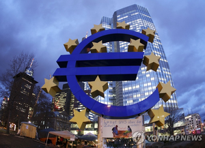 ECB, 3년 만 3대 정책금리 줄인상…G7 경제권 첫 이란전쟁발 인플레 대응