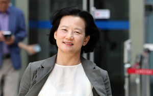 법원, ‘대장동 항소포기 비판’ 정유미 검사장 강등 취소 판결