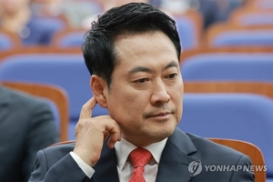 성토장 된 국힘 의총, 張 면전서 “물러나라”… 7곳 선거소청하기로