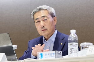 신현송 