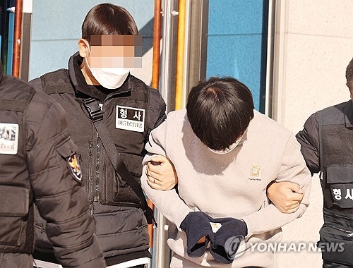 모친 살해 30대 영장실질심사 [연합뉴스 자료사진]