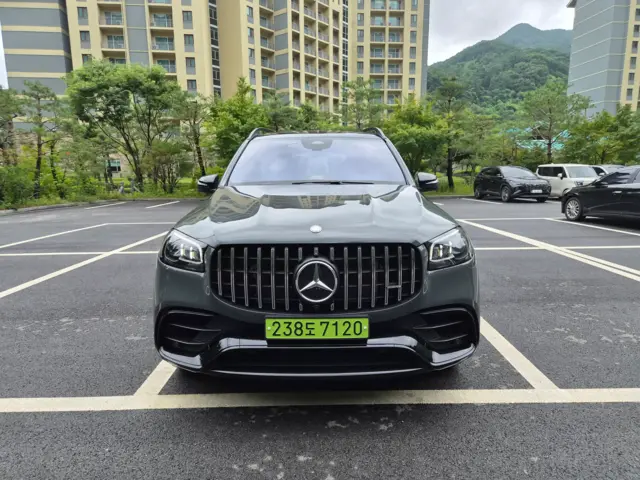 메르세데스-AMG GLS 63 4MATIC+ 전면부. 임주희 기자
