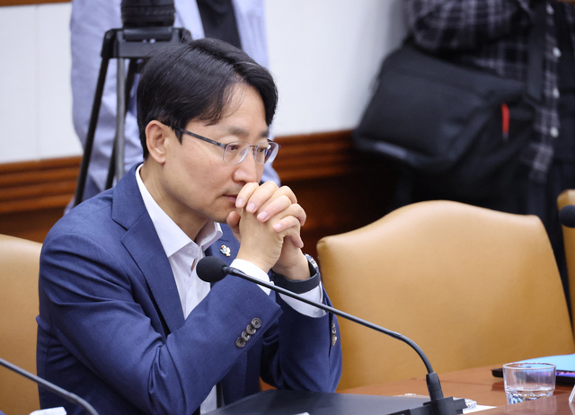 임광현 국세청장이 지난달 26일 민생물가 특별관리 관계장관 태스크포스(TF)에 참석하고 있다. <연합뉴스>