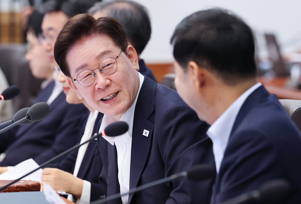李대통령 지지율 49.4%, 한달 만 골든크로스…국힘 2030·TK 이탈 [조원씨앤아이]