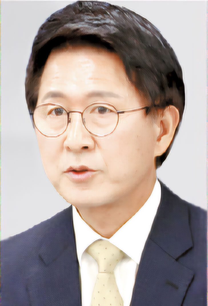 [김만흠 칼럼] 민주당의 대표 경선과 ‘카르텔 권력’