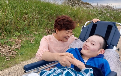 기증자 소인후(오른쪽) 씨와 어머니 양영희 씨 [한국장기조직기증원 제공]