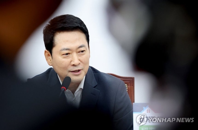장동혁 국민의힘 대표가 지난 7일 국회에서 열린 부동산정책 정상화 특별위원회 전체 회의에서 발언하고 있다. 연합뉴스