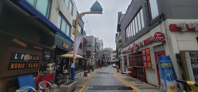 옛 번화가 신포동일대 전경. 제물포구 제공
