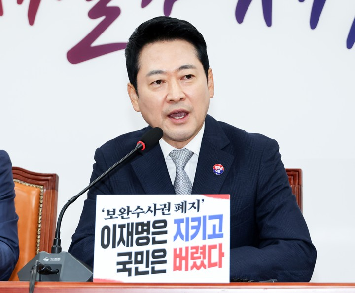 [사설] ‘개딸 정치’ 비판하더니… 국힘을 私黨으로 만드는 장동혁