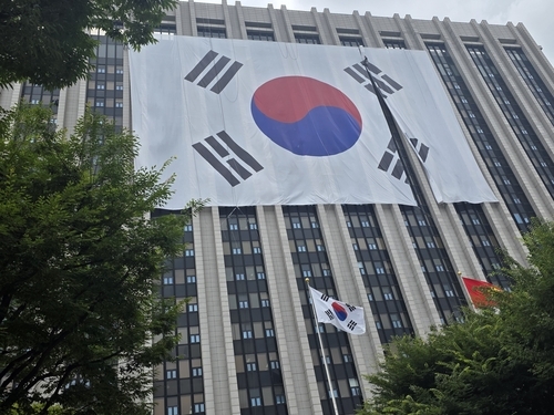 광복절 광화문 갔다간 ‘낭패’…집회·행진으로 서울 곳곳 통제