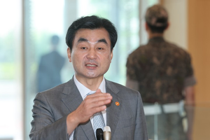 한미, ‘유엔사 여단 창설’ 딴 소리…안규백 “안 하기로 합의” vs 유엔사 “계속 추진”