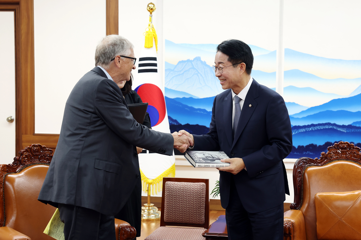 빌 게이츠 만난 조정식 “韓 AI·바이오 역량에 경험 더해달라”