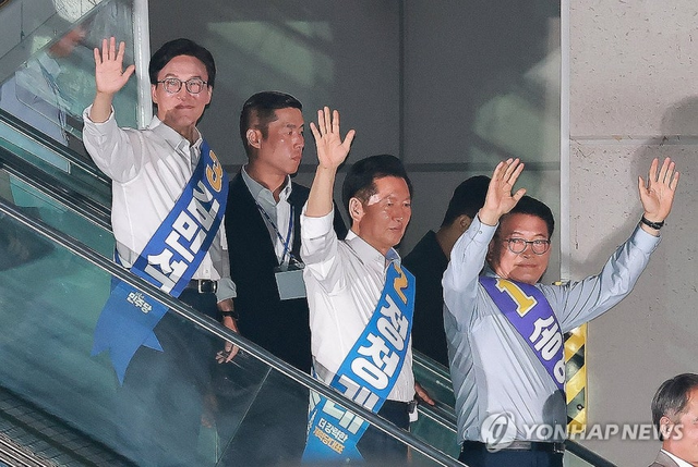 김민석, 서울&middot;경기 승리로 권리당원 투표 누적 1위