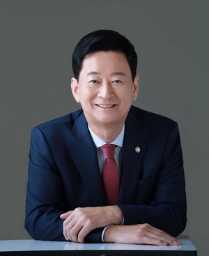 [입법이 나라 바꾼다] 노동권도, 경영권도 지키는 길