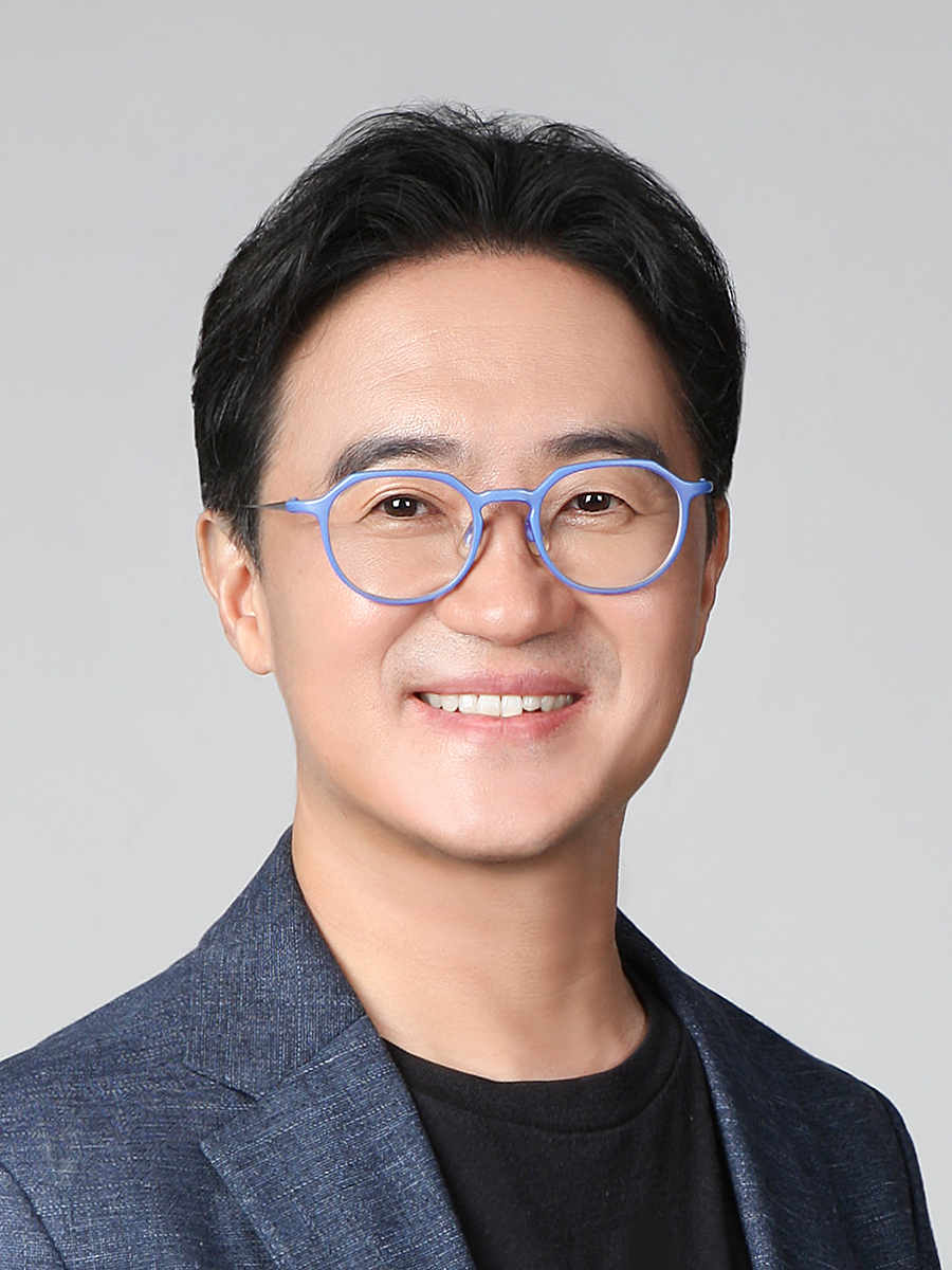 [손재권 칼럼] 존 터너스 시대의 애플, 한국이 놓치지 말아야 할 것 - 뉴스 썸네일 이미지