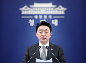 강훈식, 환경미화원 안전대책 지시…지식산업센터 공실 해소도 주문