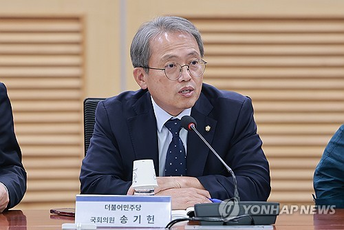 민주당 국민참정권 수호 선관위 개혁 태스크포스(TF)  송기헌 단장. [연합뉴스]