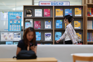 [Ditta 뷰] 취업자 18만4000명 늘었지만…청년 고용한파 계속됐다