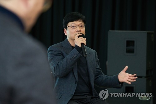 최태원 ‘1조 벽’ 깰까…‘8조 거부’ 권혁빈 이혼소송 오늘 1심 결론