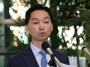 [속보] 행안부 “김지용, 尹 친인척 사건 불기소 부당 판단해 재수사 명령”