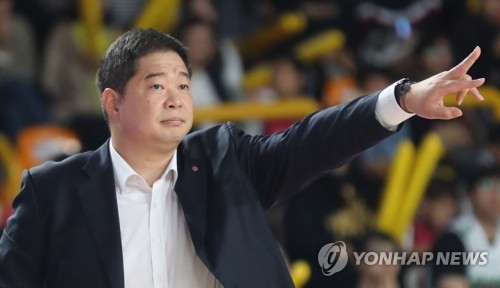 방송 촬영한다고 근무지 무단이탈한 현주엽, 법원 "감봉 징계 정당하다"