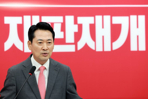 여론조사 밀린 장동혁, "한동훈 복당 문제는 지금 언급할 때 아니다"