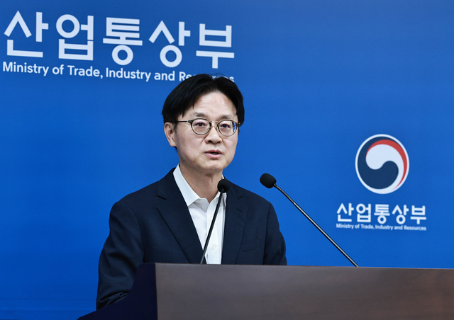 김정관 산업통상부 장관은 1일 알래스카 액화천연가스(LNG) 프로젝트와 관련해 "상업적 합리성이 없으면 추진하지 않는다는 것에 한미가 합의했다"고 말했다. 산업통상부
