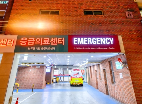 [속보] “병원 25곳 수용 불가”…35주 임산부, 헬기 타고 150㎞ 이동해 분만