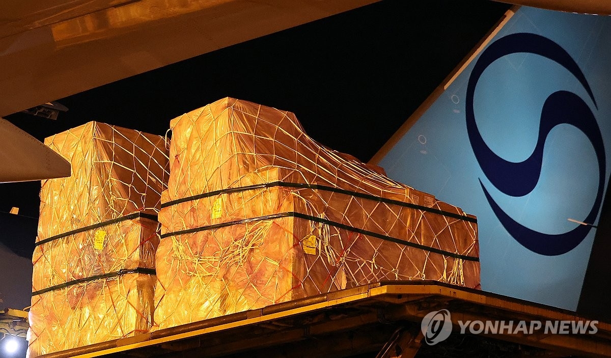 IMF, 한국 성장률 3.3%로 대폭 상향…반도체가 중동 전쟁 충격 압도